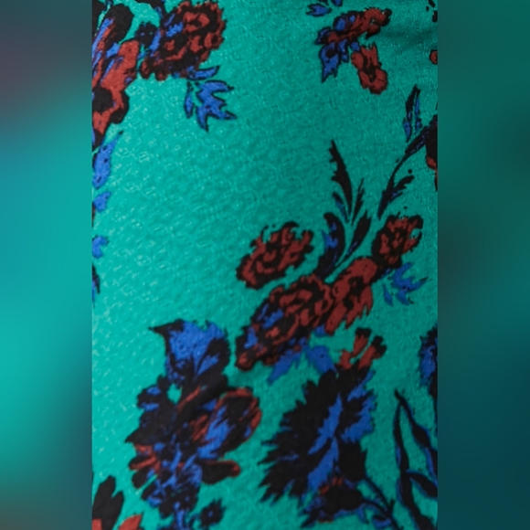 Free People Hilary Print Keyhole Neck Top - Picture 4 of 10